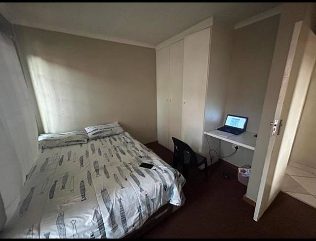 1 BEDROOM APARTMENT FOR SALE IN THE REEDS